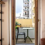 Pink Flamingo Balcony By Station מילאנו