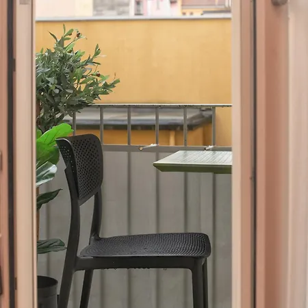 דירה Pink Flamingo Balcony By Station *